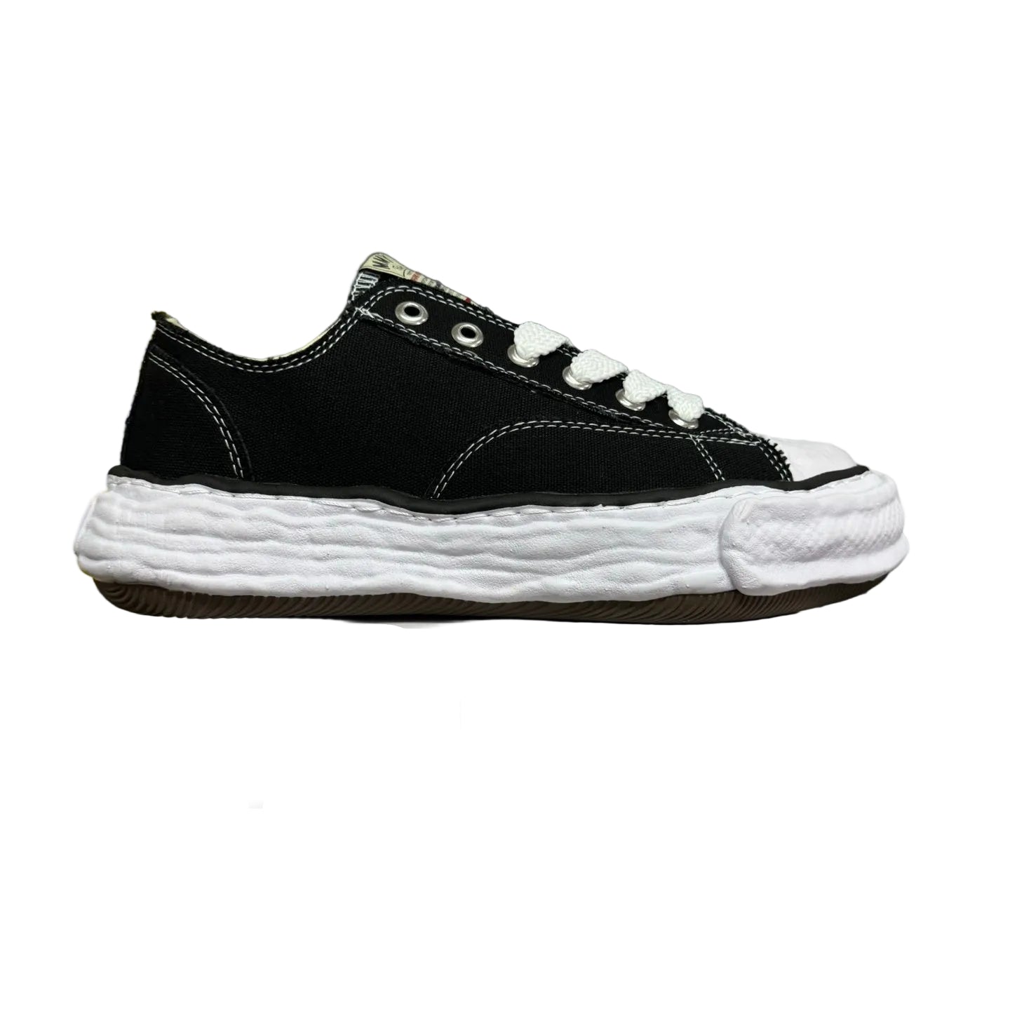 MMY Black White
