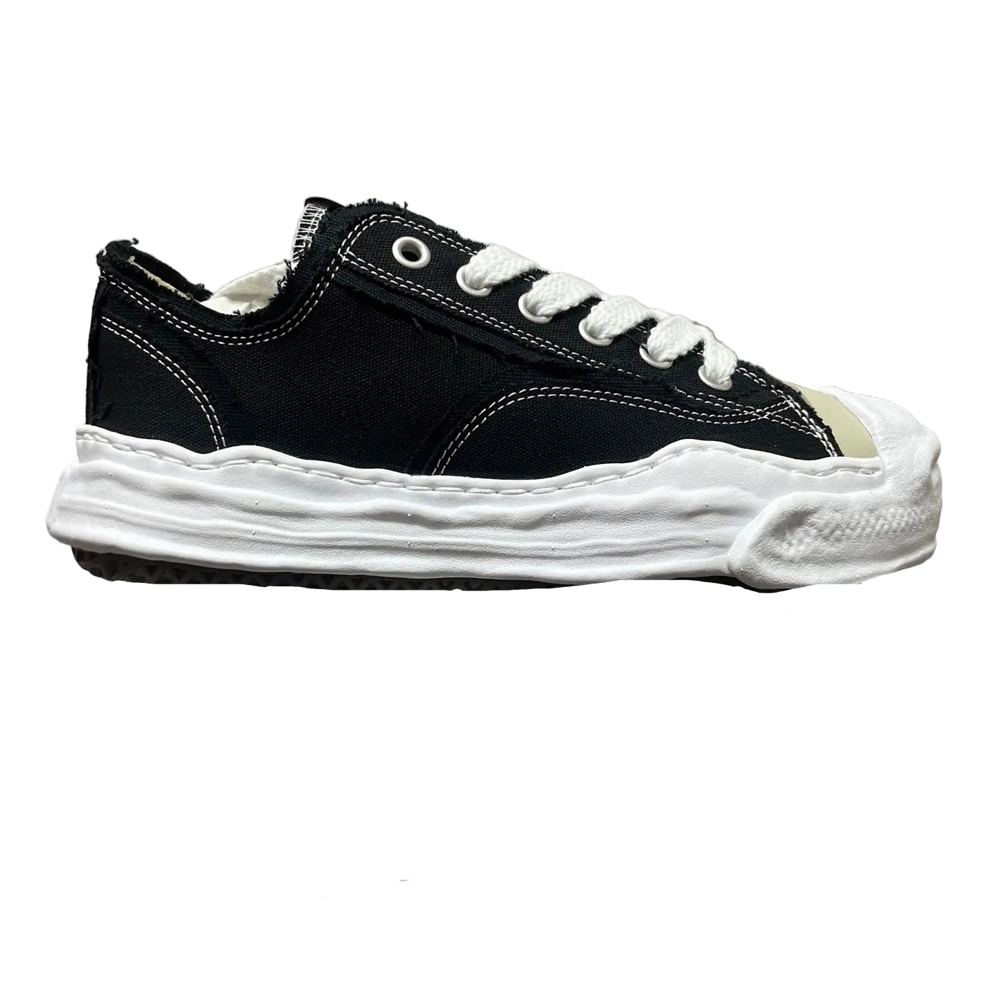 MMY Black White V2